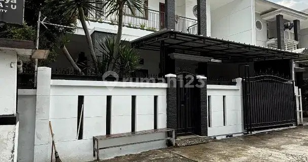 For Rent Semi-Furnished House in Metro Margahayu, Bandung City 1