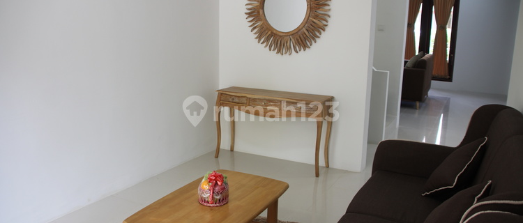 Minimalist House For Rent at Villa Panbil! 1