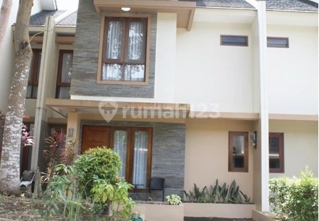 3 Bedrooms Full Furnished House For Rent at Villa Panbil 1