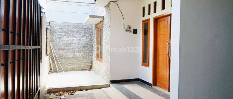 Dijual istimewa Rumah Modern  Purbayan Baki 1