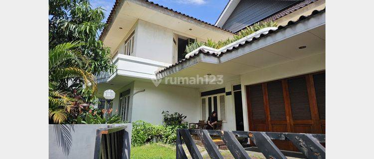 Rumah Bagus Bintaro, Tangerang Selatan SHM 1