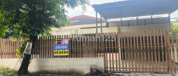 DISEWAKAN RUMAH BESAR SIAP HUNI DI JL BADAK SEMARANG 1