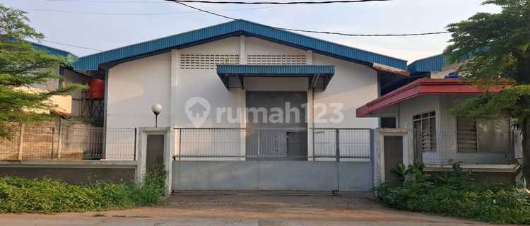 For Rent, Ready-to-Use Warehouse in Gatsu Semarang 1