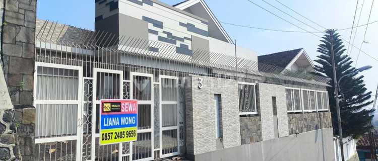 Disewakan rumah besar siap huni bebas banjir di kawi semarang atas 1