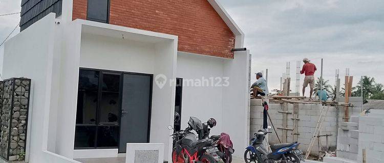 Di jual unit rumah komersil langsung hadap jln raya 1