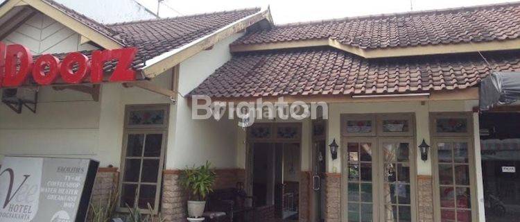 hotel masih aktif di Jogja di jual full furnished 1