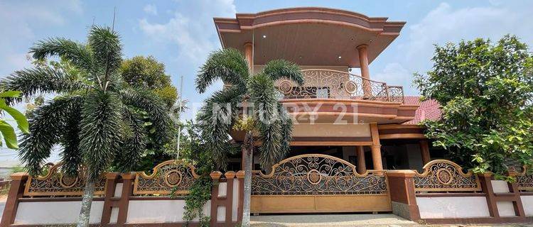 Di  Rumah Mewah Full Furnish Di Lampung 1