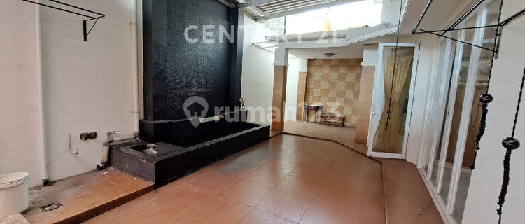 Disewakan Rumah 2 Lantai Di Cendana Golf Lippo Karawaci  1