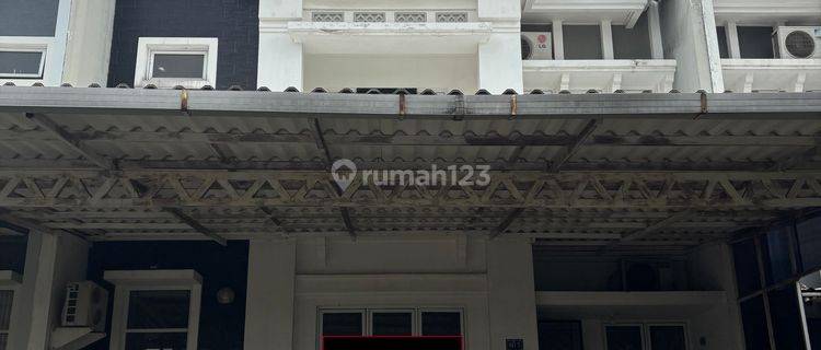 Rumah Bagus Semi Furnished SHM Gading Serpong Cluster Michelia 1