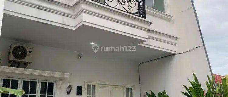 Rumah 2 Lantai Bagus Semi Furnished SHM Depok Beji 1