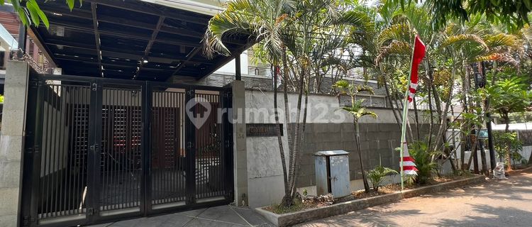 Dijual Rumah 2 Lantai Bagus di Permata Hijau- SHM 1