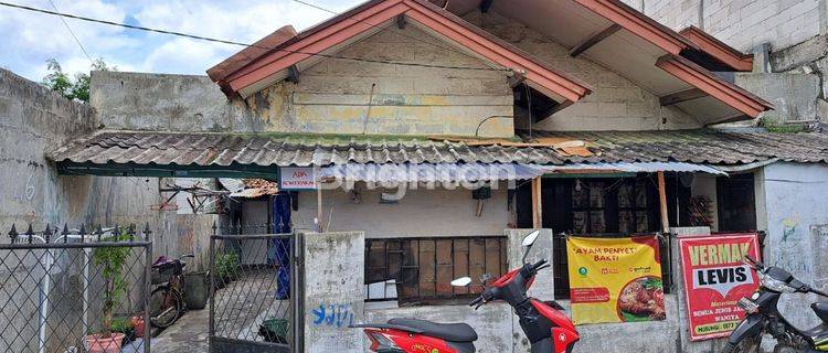 dijual rumah tua hitung Tanah aja 1