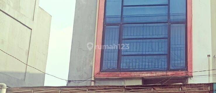 Dijual Ruko/rukan Di Daerah Strategis Di Daerah Kramat, Senen. Cocok Untuk Kantor Atau Usaha Makanan. Full Furnish Peralatan Kantor. 1