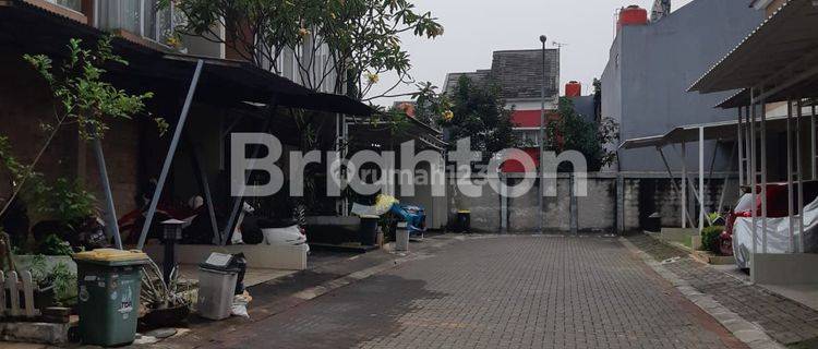 Rumah Di  Bintaro dekat stasiun KRL  Sudimara 1