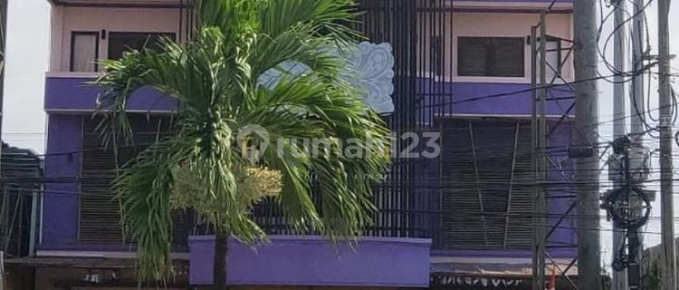 For Sale 4-Storey Building on Jl. Raya Sunsetroad Seminyak 1
