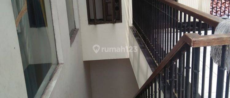 Rumah Kost Dijual Murah 2 Lantai di Petukangan, Jakarta Selatan  1