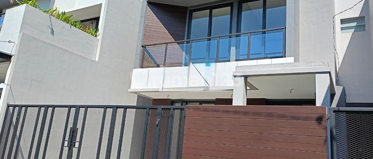 For Sale New Gress Scandinavian Modern House in West Gayungsari 1