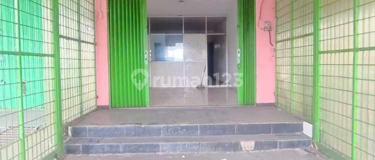 Nice 3-Storey Shop House Ready for Use on the Side of Cijengir Binong Main Road 1