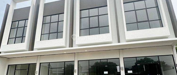 Ruko Pinggir Jalan Di Jati Bening 1