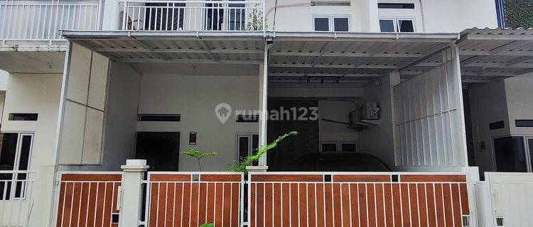 Rumah Cantik Full Furnished Dalam Cluster Di Bintara Bekasi Barat 1