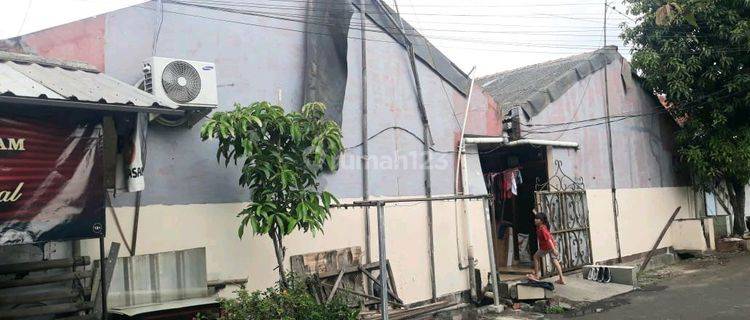 Kontrakan Laris 11 Pintu plus Toko Di Tytyan Indah, Bekasi Kota 1