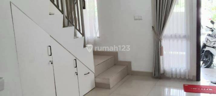 Disewakan Rumah 2 Lantai Dekat Mall, Di Galaxy, Bekasi Selatan 1