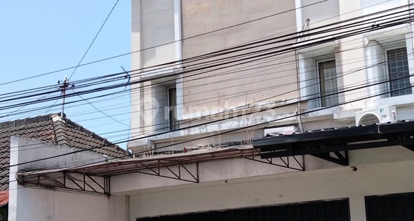 Ruko 3 Lantai Lokasi di Pakualaman, Yogyakarta 1