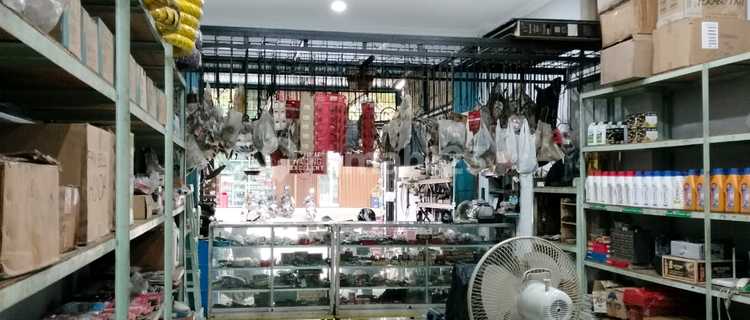 For Sale, Ready-to-Use Shop House in West Cengkareng, West Jakarta 1