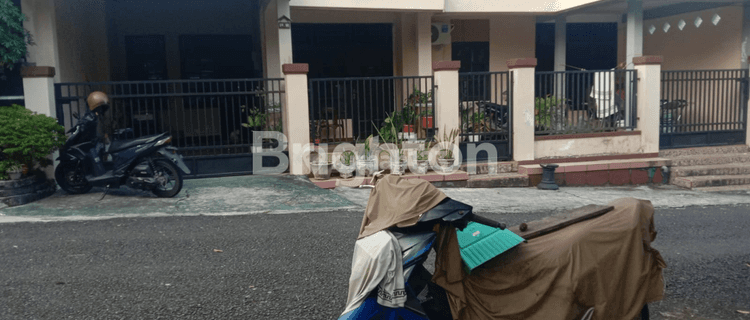 RUMAH DI PERUMAHAN PEMDA BALIKPAPAN BARU 1