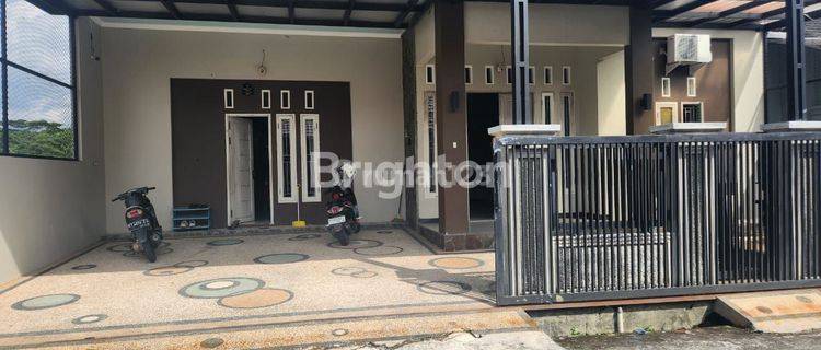 RUMAH MODERN MINIMALIS 3 LANTAI FULL FURNISH KARTINI RESIDENCE