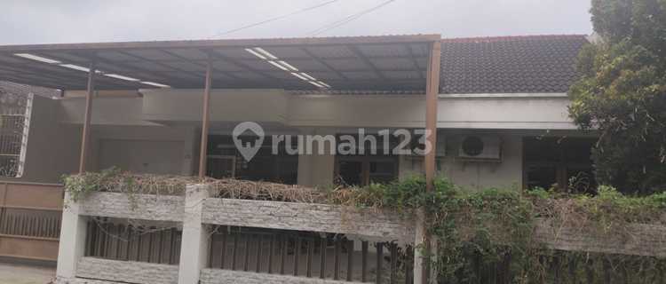 For Rent Semi-Furnished Ready-to-Occupy House Located in Dadali, Bandung 1