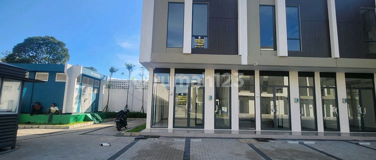 Strategic & Affordable Shop House (Ruko) in Verona Gading Serpong, Corner Position 1