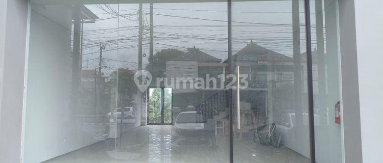 Wide 5.8m² Shop House on Main Road Mahendradatta, West Denpasar - Suitable for Office & Warehouse 1