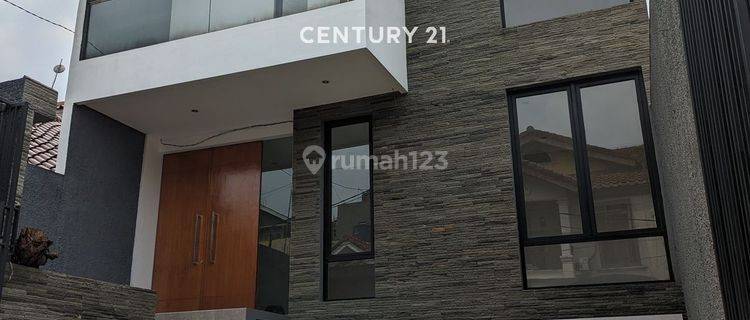 Rumah Menarik Dan Modern Di Komplek Griya Bintara Indah Bintara 1