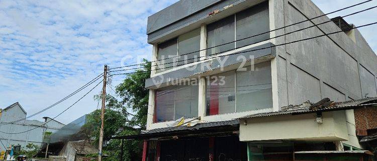 Ruko Gandeng Strategis 4.5 Lantai Jalan Raya Kalimalang 1