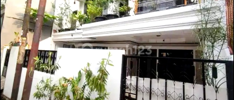 For Quick Sale: Boarding House in Palmerah Near Binus University 1