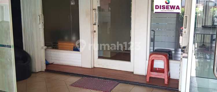 For Rent: Well-Maintained and Neat Ex-Salon Shop House in Kemang Pratama, Bekasi 1