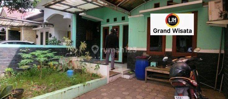 Rumah 2 Lantai Luas 112 M2. 3 + 1 Kamar Tidur Semi Furnished, Siap Huni Dalam Komplek Keamanan 24 Jam. Antapani Bandung 1