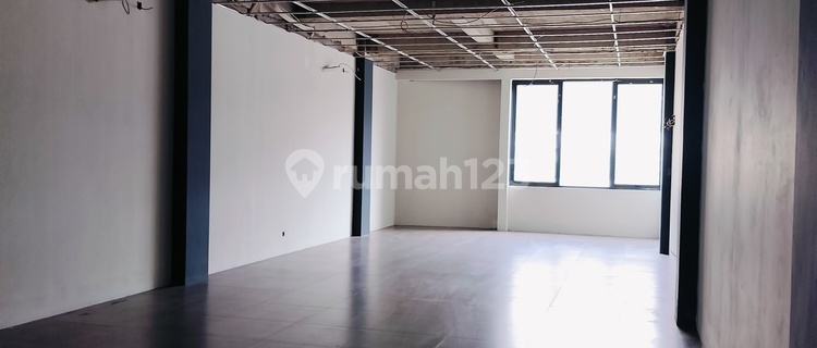 For Rent: Strategic Location Shop House in South Jakarta 1