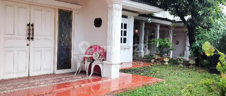 Disewakan Rumah Nyaman Di Jakarta Selatan 1