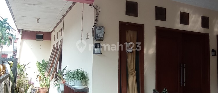 Rumah Kontrakan Murah Semi Furnished di Cijantung, Jakarta Timur 1