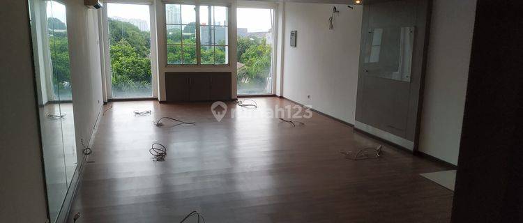 Dijual Ruko 4 Lantai di Pondok Indah, Jakarta Selatan 1