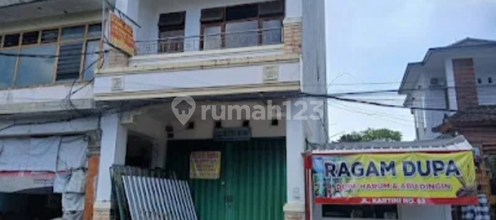 Strategic 3-Story Shop House on Kartini Street, Denpasar 1