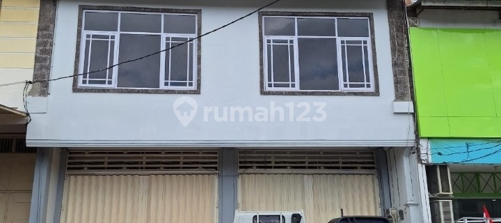 3-Story Ruko in West Gatsu, Spacious and Strategic 1