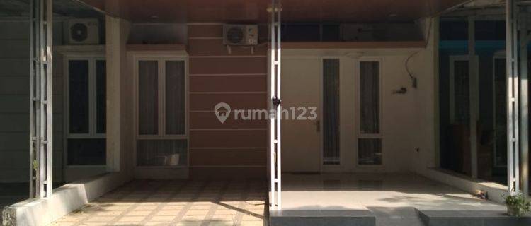 Rumah 1,5 lantai di Mutiara Gading City, dalam Cluster Liverpool, Bekasi 1