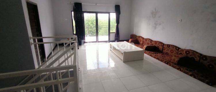 Rumah Exclusive Fresh Renovasi 1