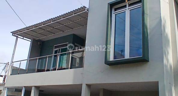 Rumah Mewah Modern Posisi Hook Di Daerah Awani Bandung Barat 1