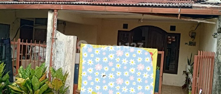 House on Basuki Rahmat Street, Cipinang Besar Selatan, Jatinegara 1