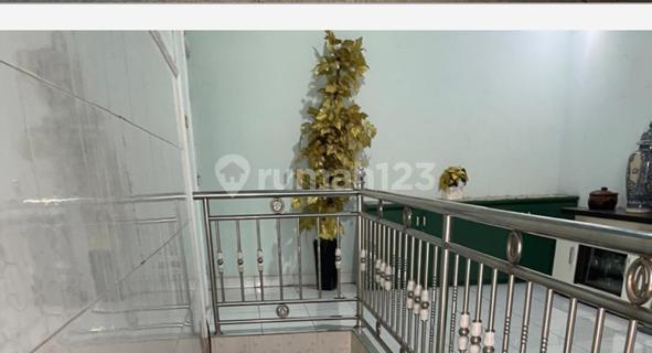 2 Strategic Shophouses in Central Kaliabang, Bekasi 1