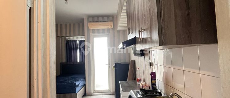 Springlake Summarecon Bekasi Tower Davalia 5th Floor Apartment 1